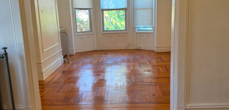 Pelham Bay Rental